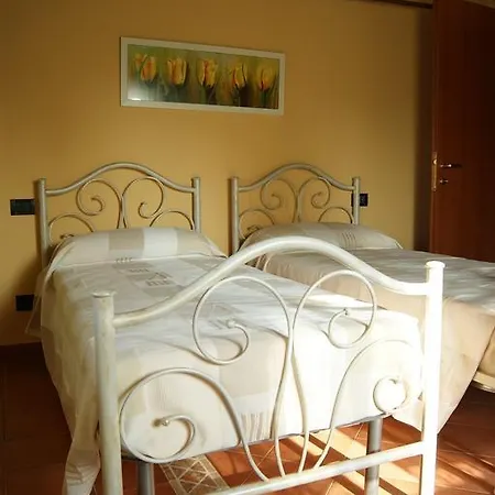 Olea Dei Holiday Apartments San Felice del Benaco Room photo