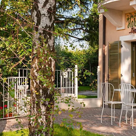 Olea Dei Holiday Apartments San Felice del Benaco Exterior photo