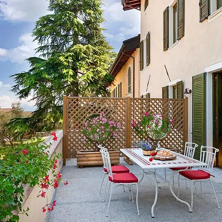 Olea Dei Holiday Apartments San Felice del Benaco Exterior photo